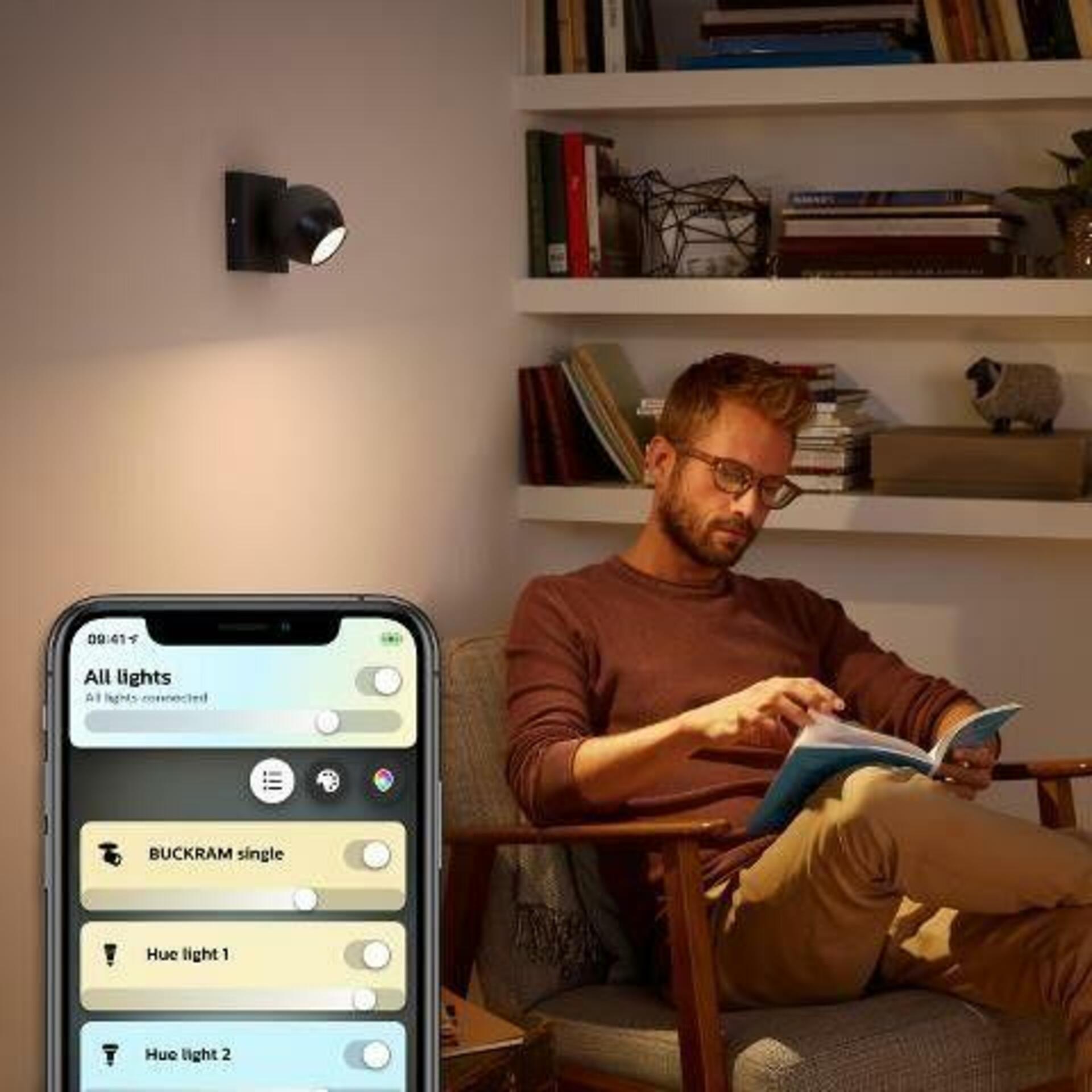 PHILIPS HUE Hue White Ambiance Bodové svítidlo Philips Buckram BT 50471/30/P6 LED GU10 1x5W 350lm 2200-6500K 230V, černé s dálkovým ovladačem a Bluetooth