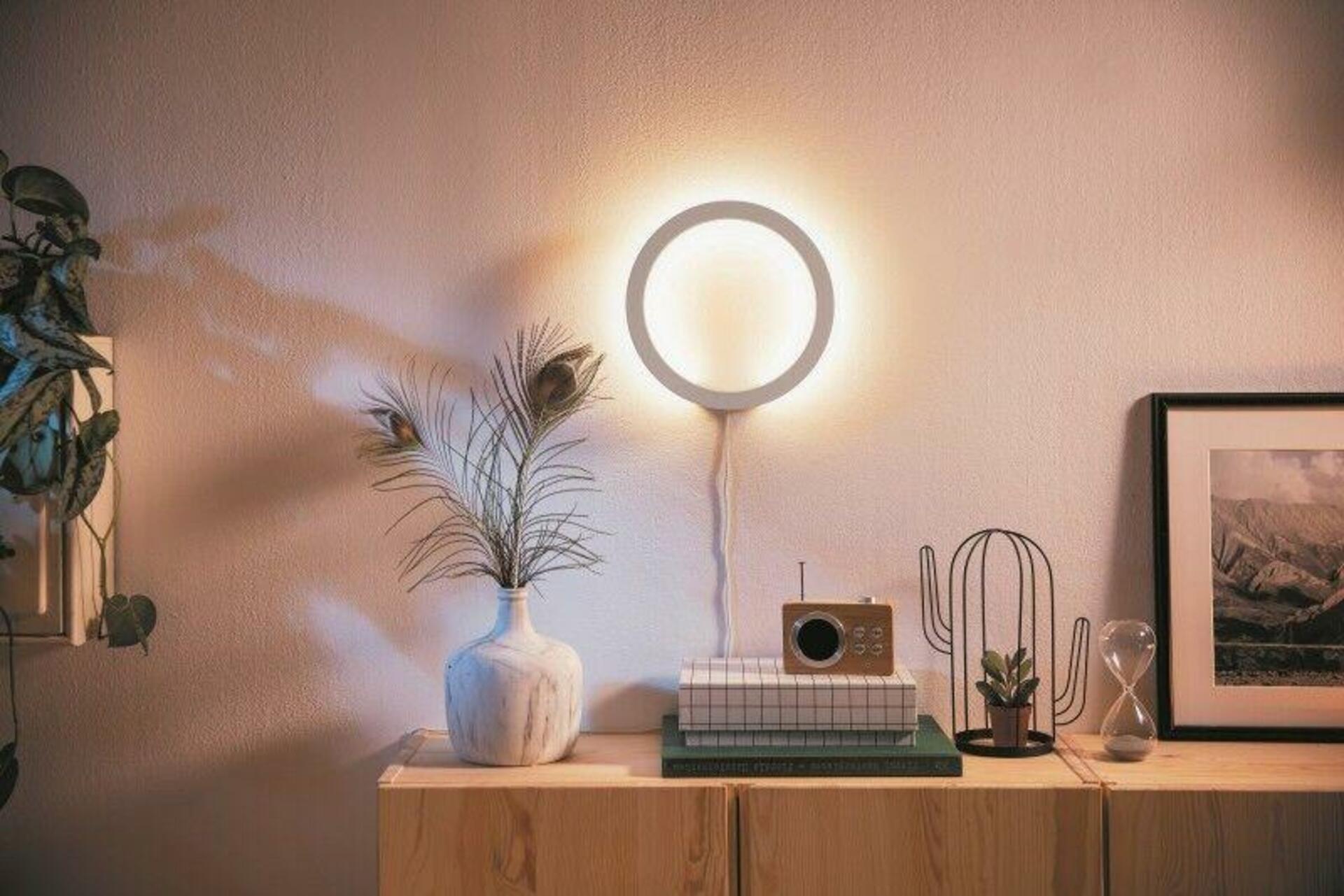 PHILIPS HUE Hue Bluetooth LED White and Color Ambiance Nástěnné svítidlo Philips Sana 8719514343405 bílé 2000K-6500K