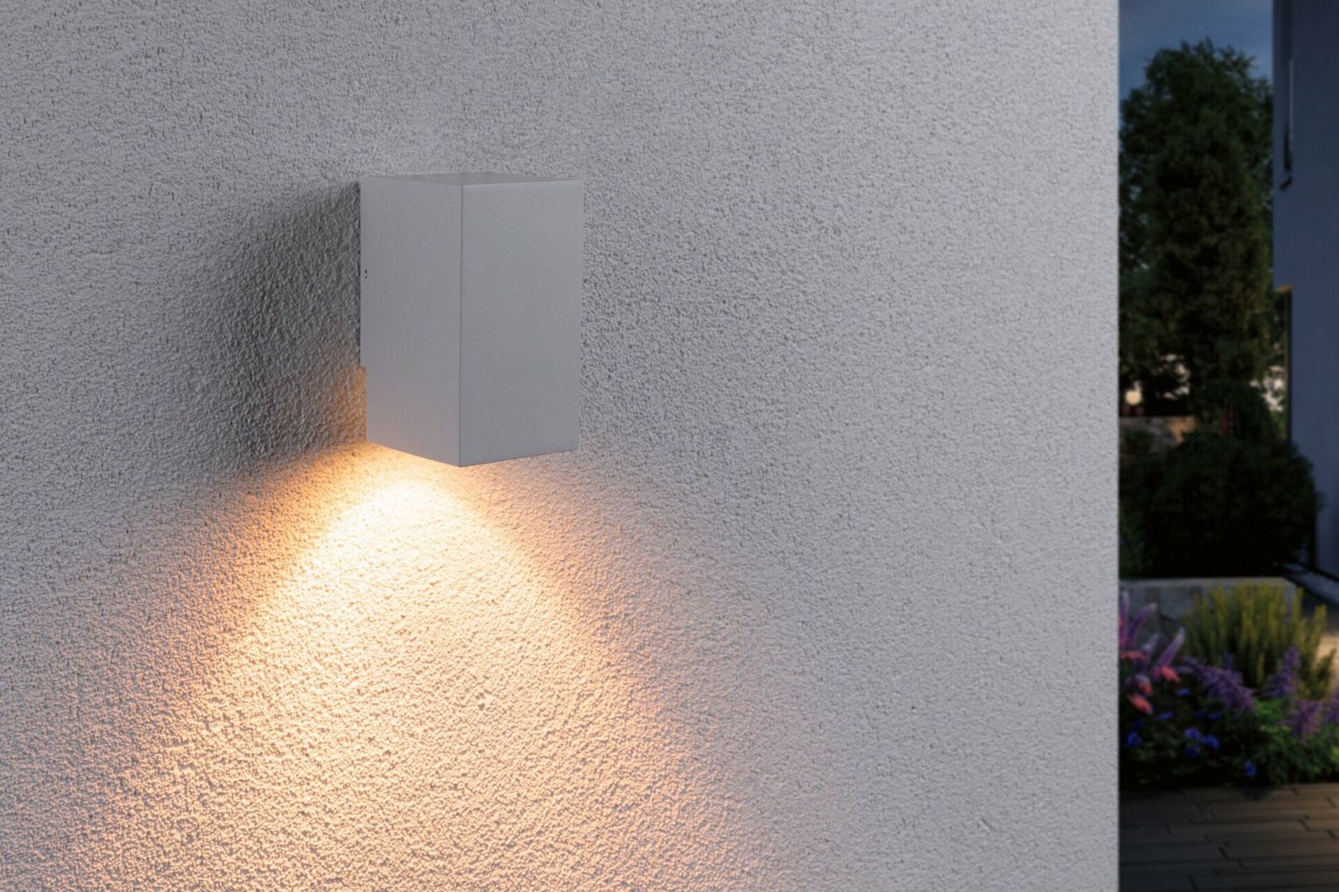 PAULMANN LED venkovní nástěnné svítidlo Flame neláká hmyz IP44 hranaté 58x103mm 2200K 4W 230V 75° bílá kov