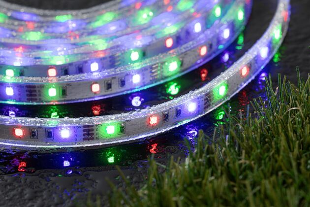 PAULMANN LED pásek solární vč. dálkový ovladač 10m IP44 3,8W 14lm/m 60 LEDs/m RGB