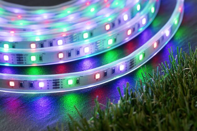 PAULMANN LED pásek solární vč. dálkový ovladač 10m IP44 3,8W 14lm/m 60 LEDs/m RGB